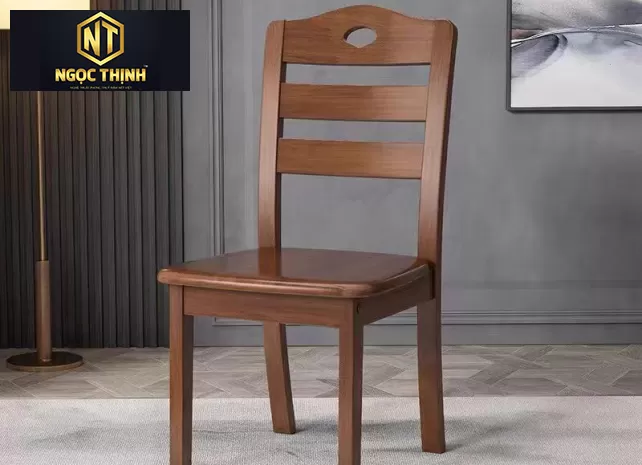 ghế gỗ sang trọng kết hợp được với các loại bàn khác nhau ghế gỗ sang trọng kết hợp được với các loại bàn khác nhau